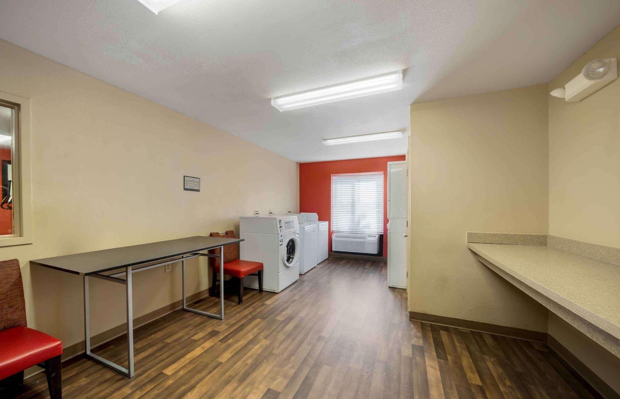 Extended Stay America Suites - Oklahoma City - Northwest מראה חיצוני תמונה