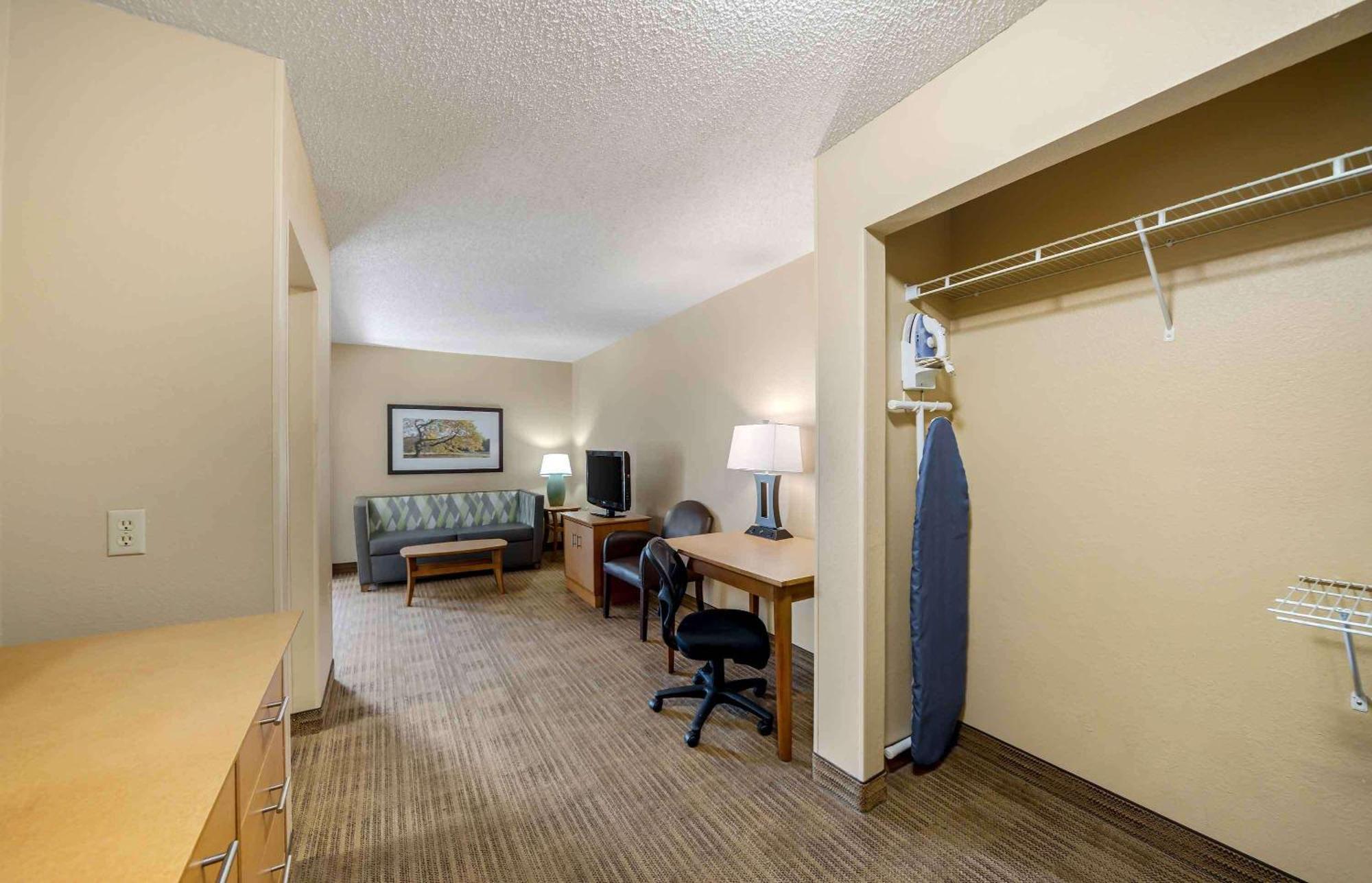 Extended Stay America Suites - Oklahoma City - Northwest מראה חיצוני תמונה